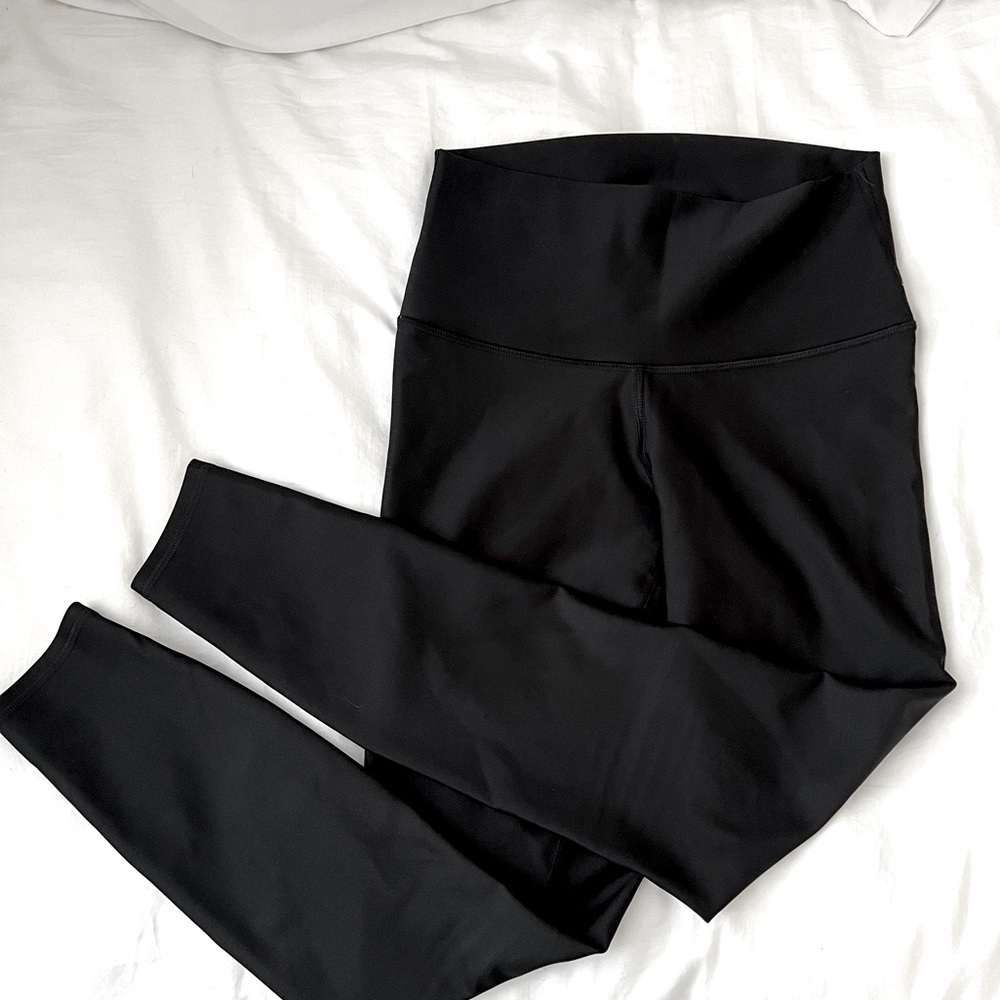 Alo 7/8 HIGH-WAIST AIRLIFT LEGGING SIZE Small